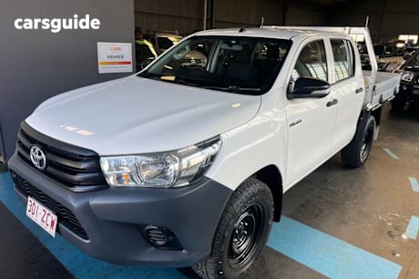 White 2015 Toyota Hilux Dual Cab Utility Workmate (4X4)