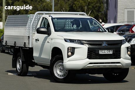 White 2022 Mitsubishi Triton Ute Tray GLX R