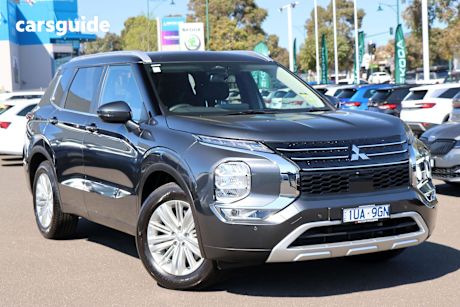 Grey 2024 Mitsubishi Outlander SUV LS 4X4