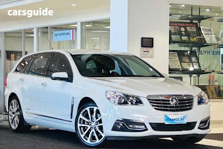 White 2017 Holden Calais SUV V R