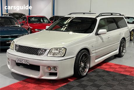 White 1997 Nissan Stagea SUV 260RS