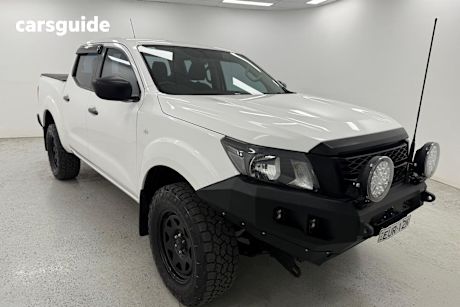 White 2022 Nissan Navara Dual Cab Pick-up Sl (4X4)
