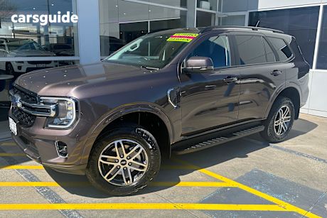 Bronze 2025 Ford Everest SUV TREND 4X4