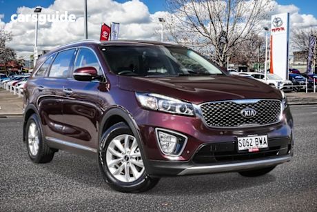 Red 2016 Kia Sorento SUV SI F