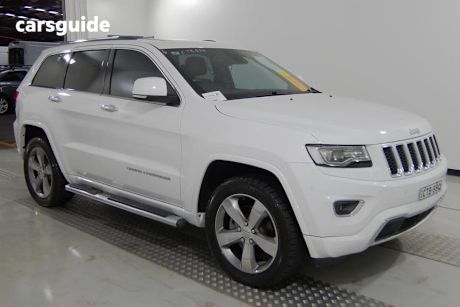 White 2014 Jeep Grand Cherokee Wagon Overland (4X4)
