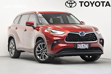 Red 2022 Toyota Kluger SUV GRANDE 4X4