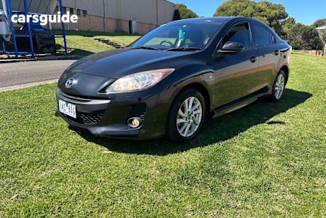 Black 2013 Mazda 3 Sedan Maxx Sport