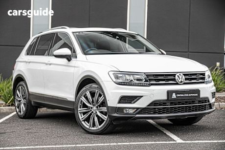 White 2018 Volkswagen Tiguan Wagon 162 Tsi Sportline