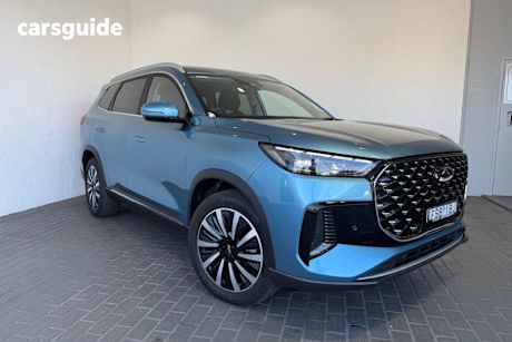 Blue 2025 Chery Tiggo 8 SUV SUPER HYBRID ULTIMATE F
