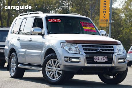 Silver 2015 Mitsubishi Pajero Wagon Exceed Lwb (4X4)