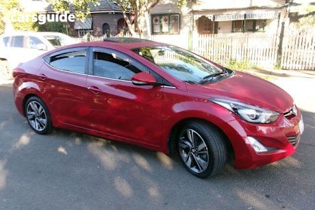 Red 2014 Hyundai Elantra Sedan PREMIUM F