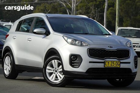 Silver 2017 Kia Sportage SUV SI F