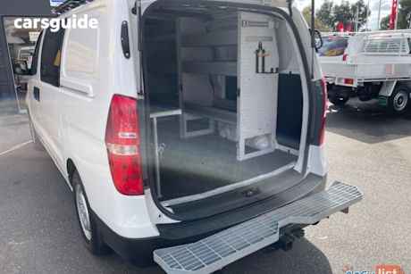 White 2019 Hyundai Iload Van 3S Liftback