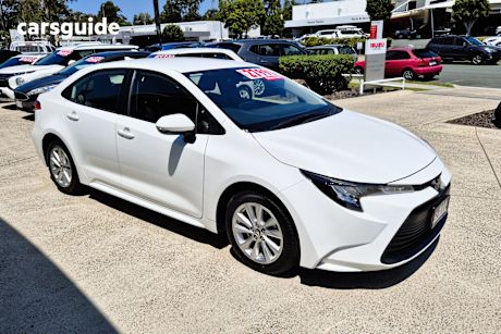 White 2023 Toyota Corolla Sedan ASCENT SPORT F