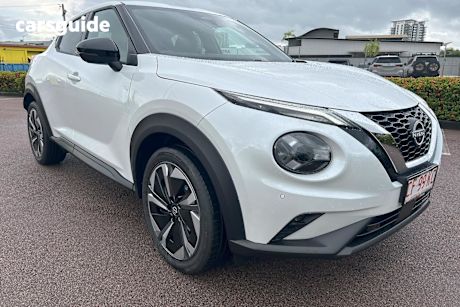 White 2024 Nissan Juke Hatchback St-L