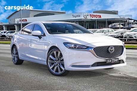 White 2018 Mazda Mazda6 Sedan ATENZA F