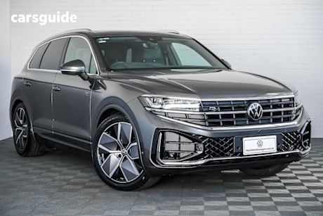 Grey 2025 Volkswagen Touareg Wagon 210Tdi R-Line