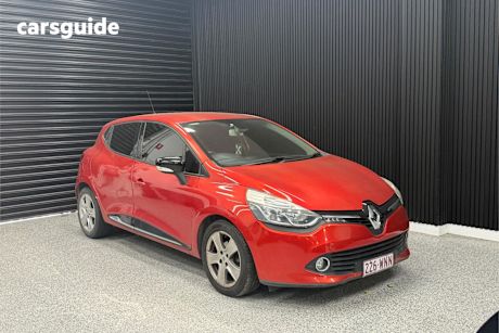 Red 2016 Renault Clio Hatch EXPRESSION F