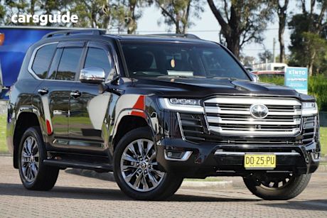 Black 2023 Toyota Landcruiser SUV SAHARA ZX 4X4
