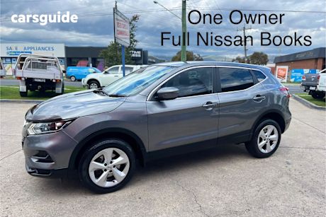 Grey 2018 Nissan Qashqai SUV ST F