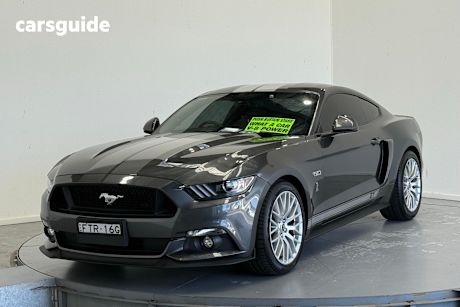 Grey 2017 Ford Mustang Coupe Fastback Gt 5.0 V8
