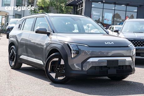 Grey 2025 Kia Ev3 SUV AIR STANDARD RANGE F