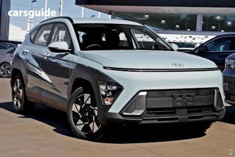 Green 2025 Hyundai Kona SUV HYBRID F