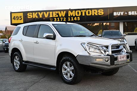 White 2015 Isuzu MU-X SUV LS-U 4X4