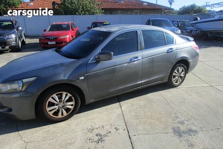 Grey 2009 Honda Accord Sedan Vti
