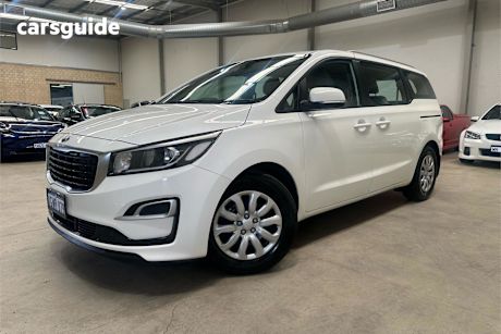 White 2019 Kia Carnival SUV S F