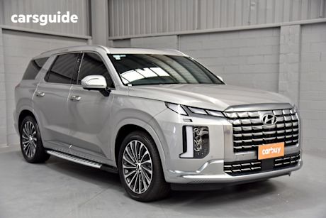 Silver 2023 Hyundai Palisade SUV HIGHLANDER 4X4