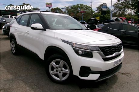 White 2022 Kia Seltos Wagon S (Fwd)