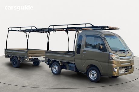 Green 2019 Daihatsu Hijet Ute Tray TRUCK AND TRAILER COMBO