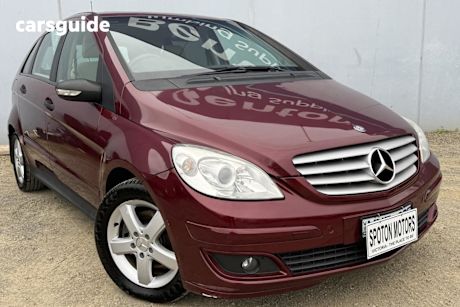 Red 2007 Mercedes-Benz 200 Hatch