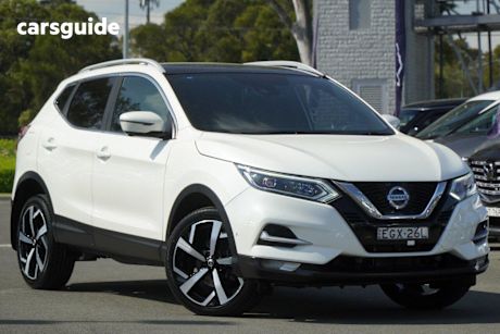 White 2019 Nissan Qashqai SUV TI F