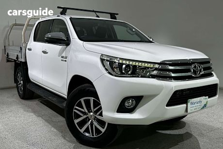 White 2018 Toyota Hilux Ute Tray SR5 4X4