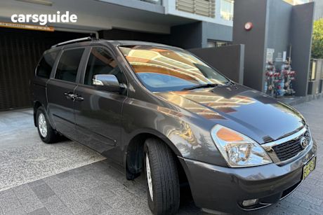 Grey 2012 Kia Grand Carnival Wagon Si