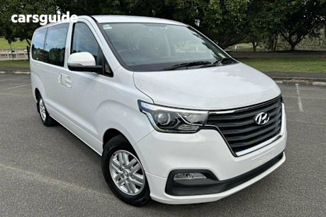 White 2019 Hyundai Imax Wagon Active