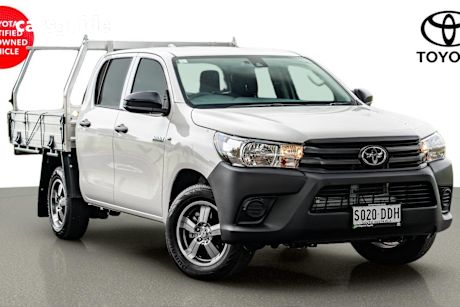 White 2024 Toyota Hilux Ute Tray WORKMATE R
