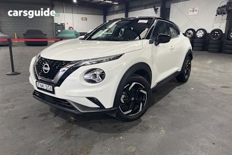 White 2023 Nissan Juke Hatchback St+