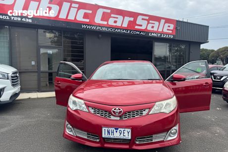 Red 2013 Toyota Camry Sedan Atara R