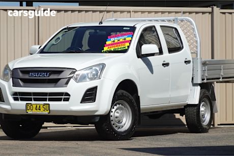 White 2018 Isuzu D-MAX Crew Cab Chassis Sx (4X4)