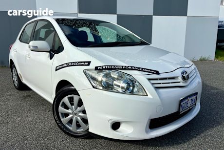White 2010 Toyota Corolla Hatch ASCENT F