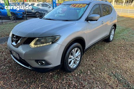 Silver 2015 Nissan X-Trail Wagon St-L (4X4)