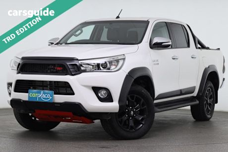 White 2017 Toyota Hilux Dual Cab Utility Sr5 (4X4)