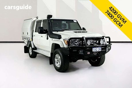 White 2021 Toyota Landcruiser Double Cab Chassis Gxl