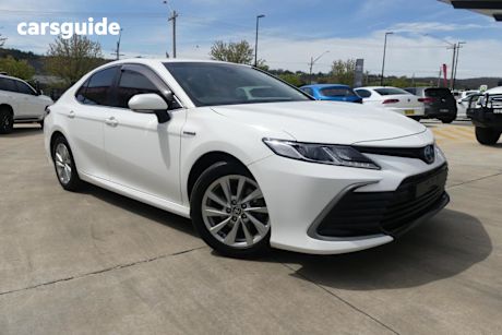 White 2022 Toyota Camry Sedan Ascent Hybrid