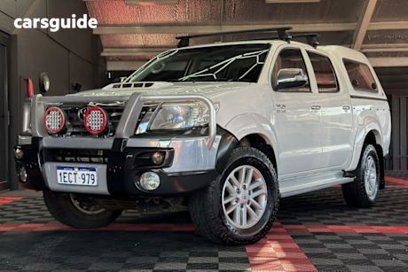 White 2013 Toyota Hilux Ute Tray SR5 4X4