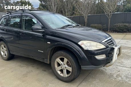 Black 2010 Ssangyong Kyron Wagon 2.0 Xdi