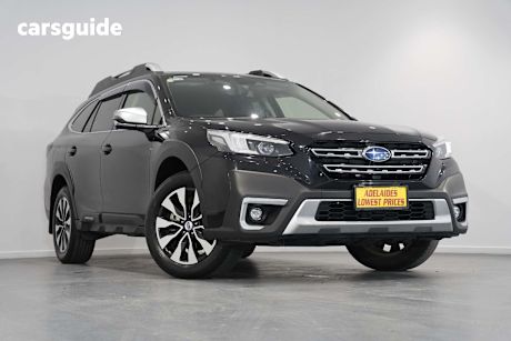 Black 2022 Subaru Outback SUV